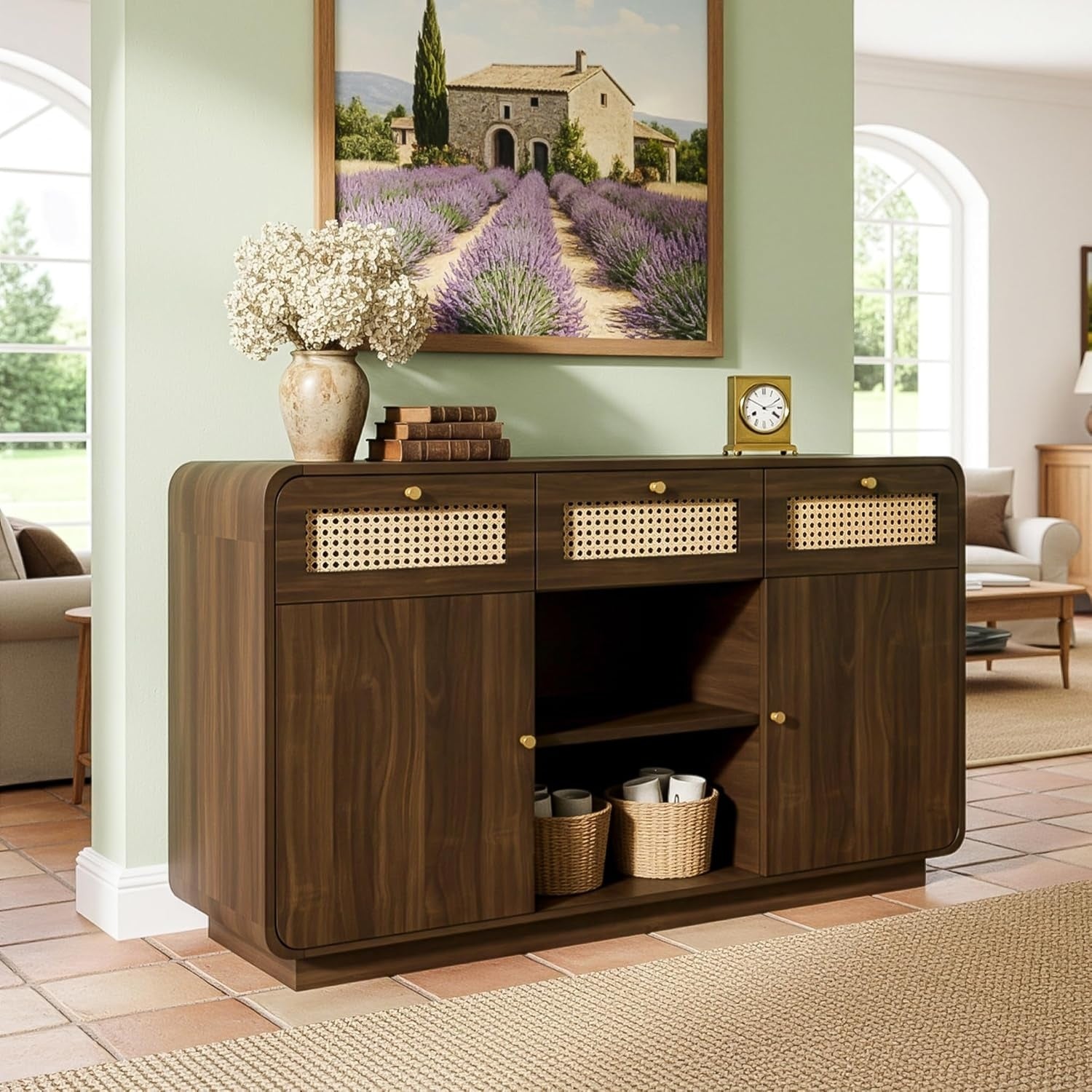 Buffet compact blanc avec porte, étagère réglable et design contemporain
