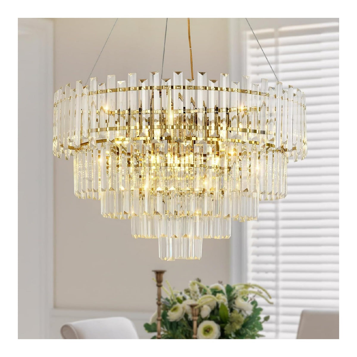 Luminaire Dore et Ambre a silhouette graphique de type lustre 40W E14